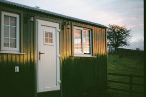 A Rustic Getaway: Herefordshire Shepherd's Hut Accommodations