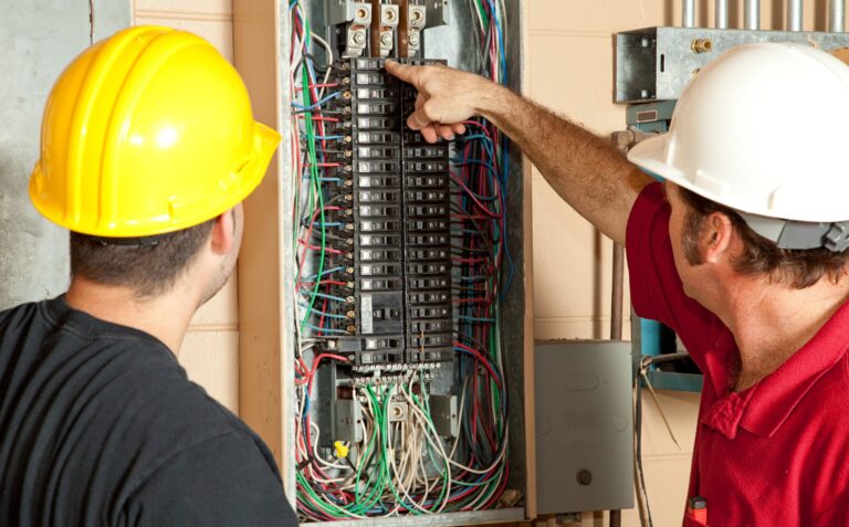 How to Select the Best Class Electrician in Dubai?