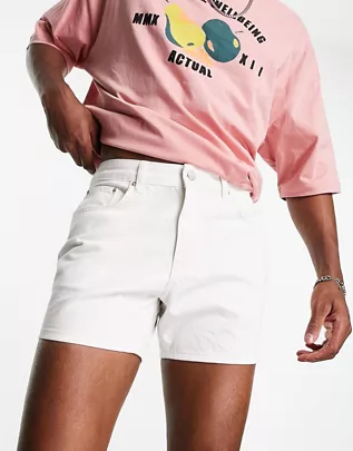 The Ultimate Style Guide to White Denim Shorts