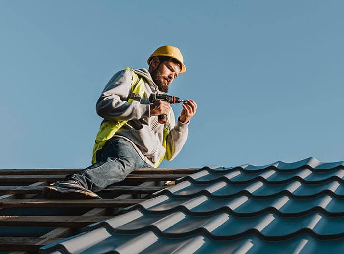 How Do You Choose the Right Roofing Contractor in Long Island, NY? Tips, Tricks, and What to Look For